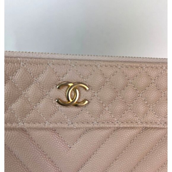 Chanel Caviar Chevron Quilted Large Beige Leather Cosmetic Clutch Bag - Picture 12 of 12